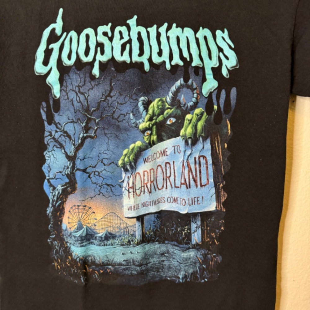 Goosebumps Graphic Tee - Picture 2 of 4